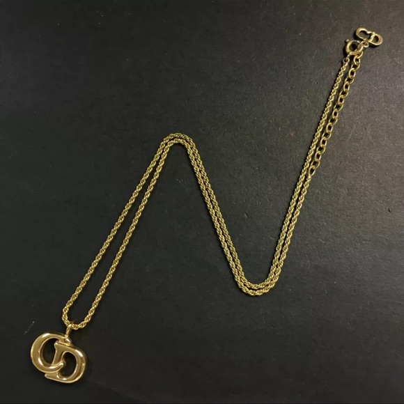 AUTH Christian Dior CD Logo Tone Pendant Necklace Gold - Picture 1 of 7